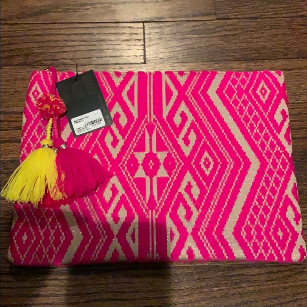 Forever 21 clutch